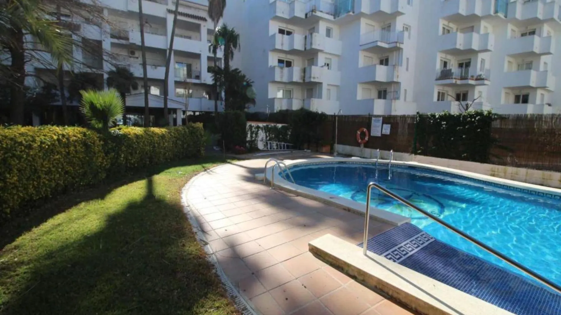 Apartment With View Ampuriabrava